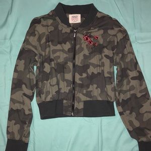 Juniors/teens camo jacket